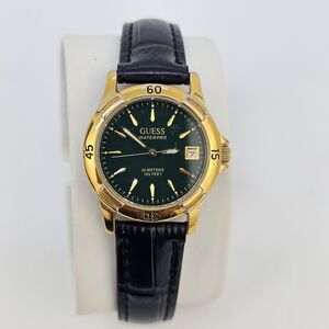 VTG Guess Women's Watch 27MM Green Dial Date New Black Leather Bands New Battery